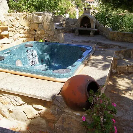 Kamares Pafos